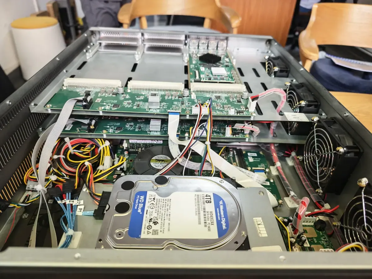 FBE900 High-Performance IPTV Server